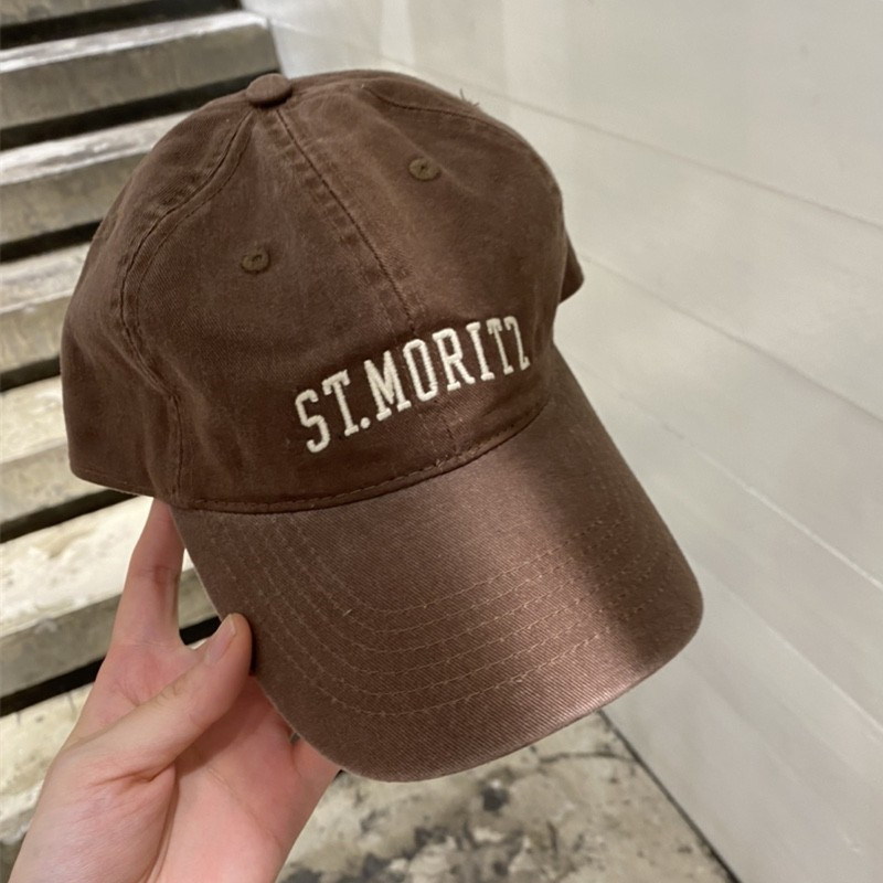 BrandyMelville star-style bm lettered baseball cap, retro baseball cap, couple's soft top for women