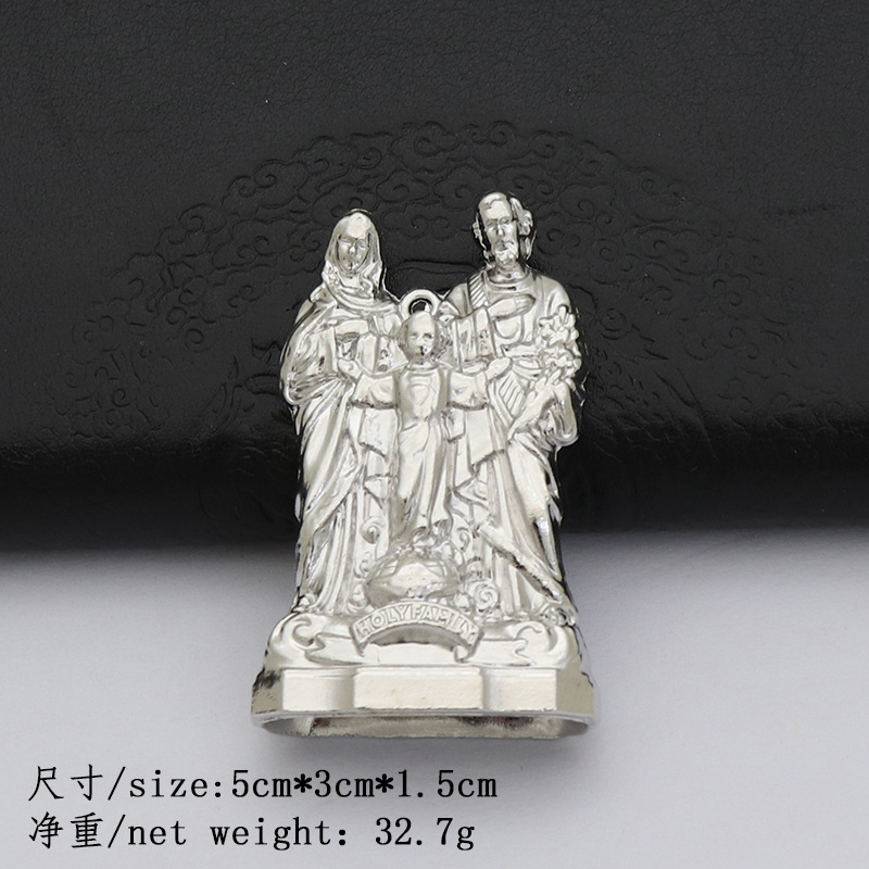 New creative home decoration items for a family of three, aged and retro handicraft ornaments Application Scenario