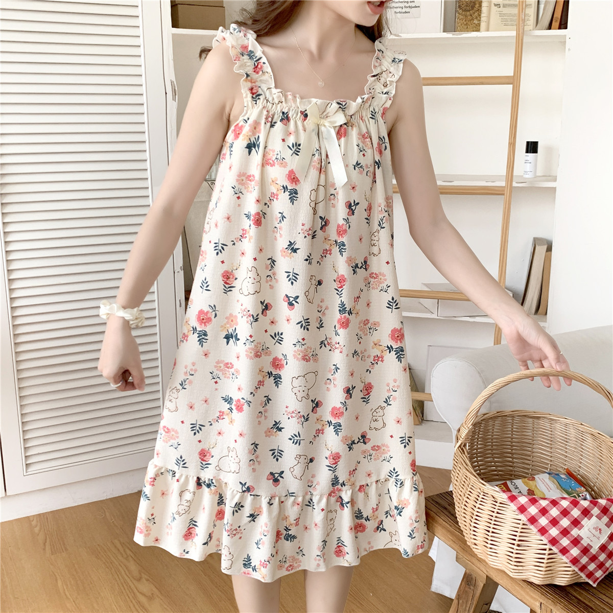 Amazon's cross-border bestseller summer halter nightgown for women, sweet and cartoonish bubble foam home wear and women's outerwear skirt details Picture