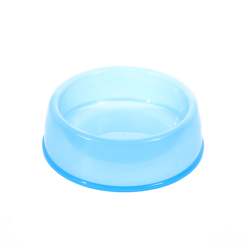 Cute pet transparent ABS outdoor dog basin, cute dog food utensils, various styles, universal pet supplies for cats and dogs Application Scenario