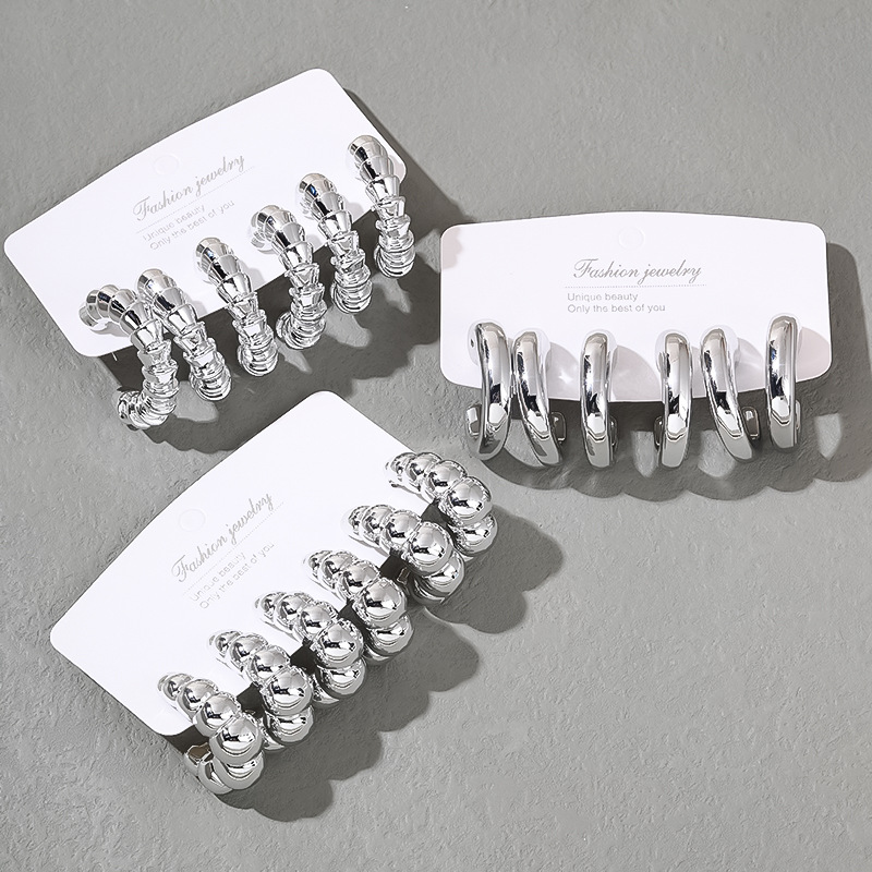 New cross-border European and American fashion, light luxury, niche design, irregular earrings, electroplated texture women's earrings Specification image