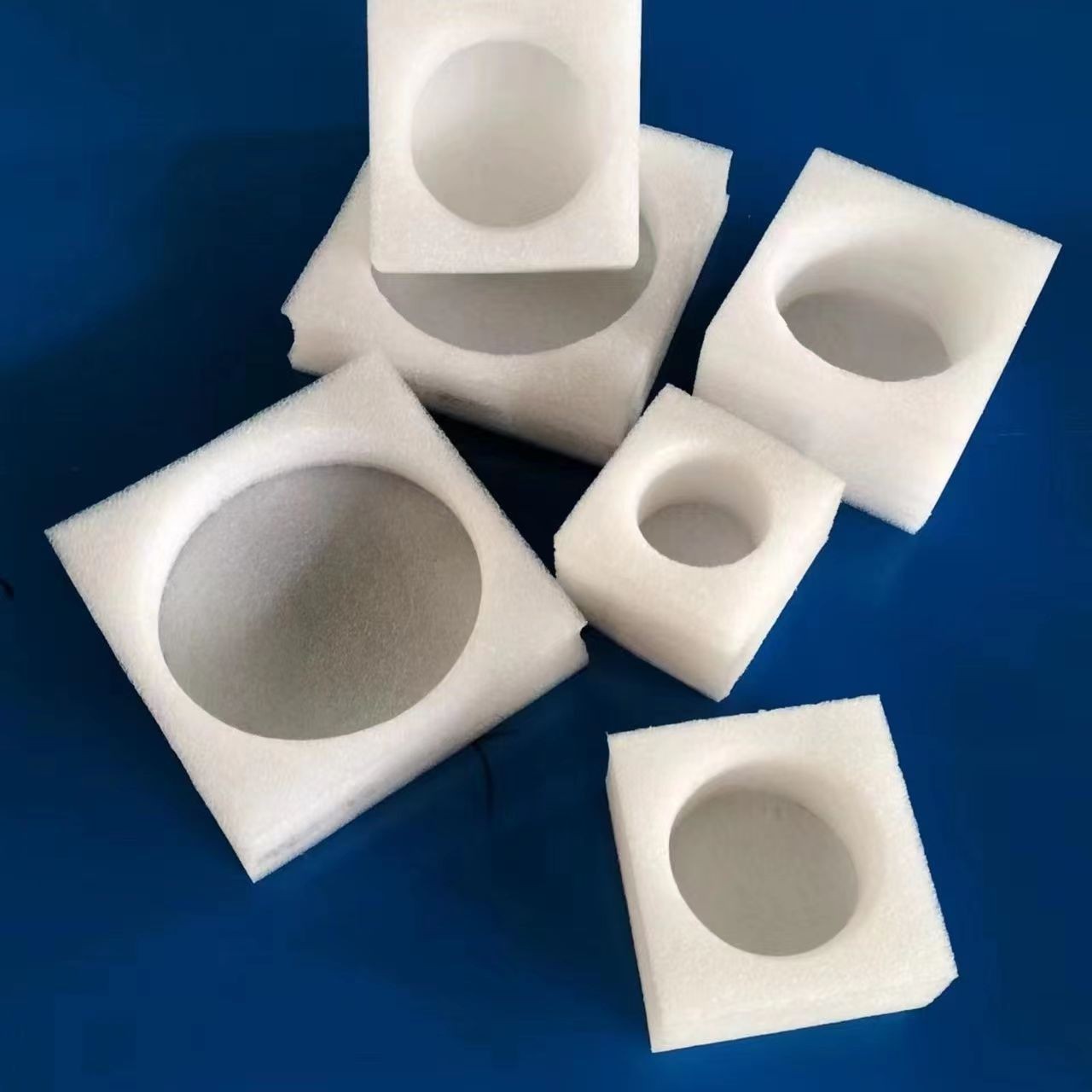 EPE pearl cotton cosmetic bottle cap protection cotton, pump head packaging cotton, metal parts express packaging, corner protection cotton