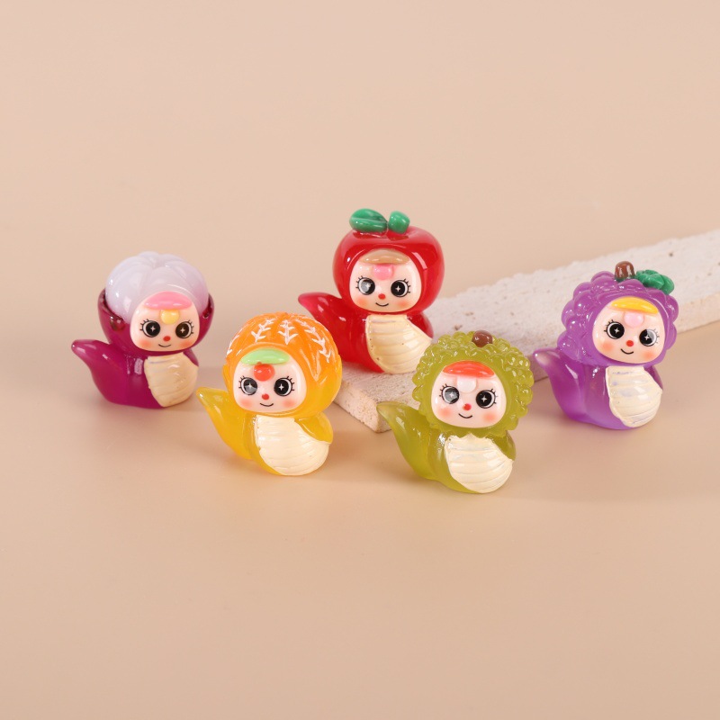 Dibujos animados luminosos color real serpiente año fruta bebé escritorio coche coche DIY lindo resina marea juego juego serpiente bebé fruta resina shak yin vivo caja ciega bolsa ciega juguetes details Picture