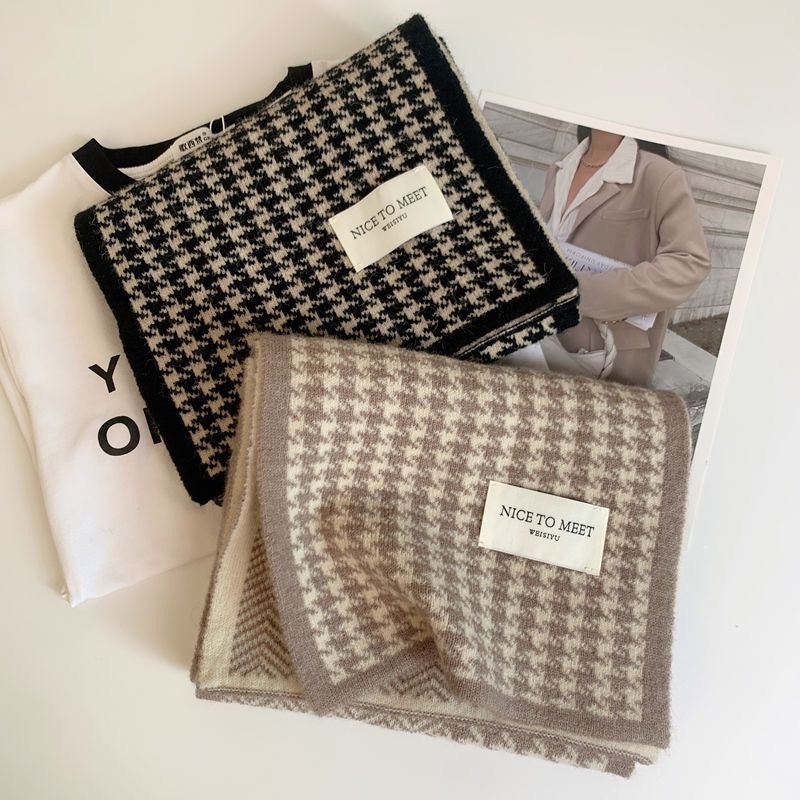 Women's winter Korean-style deer plush scarf, double-sided warm trend, school-style knitted checkered scarf, versatile scarf Specification image