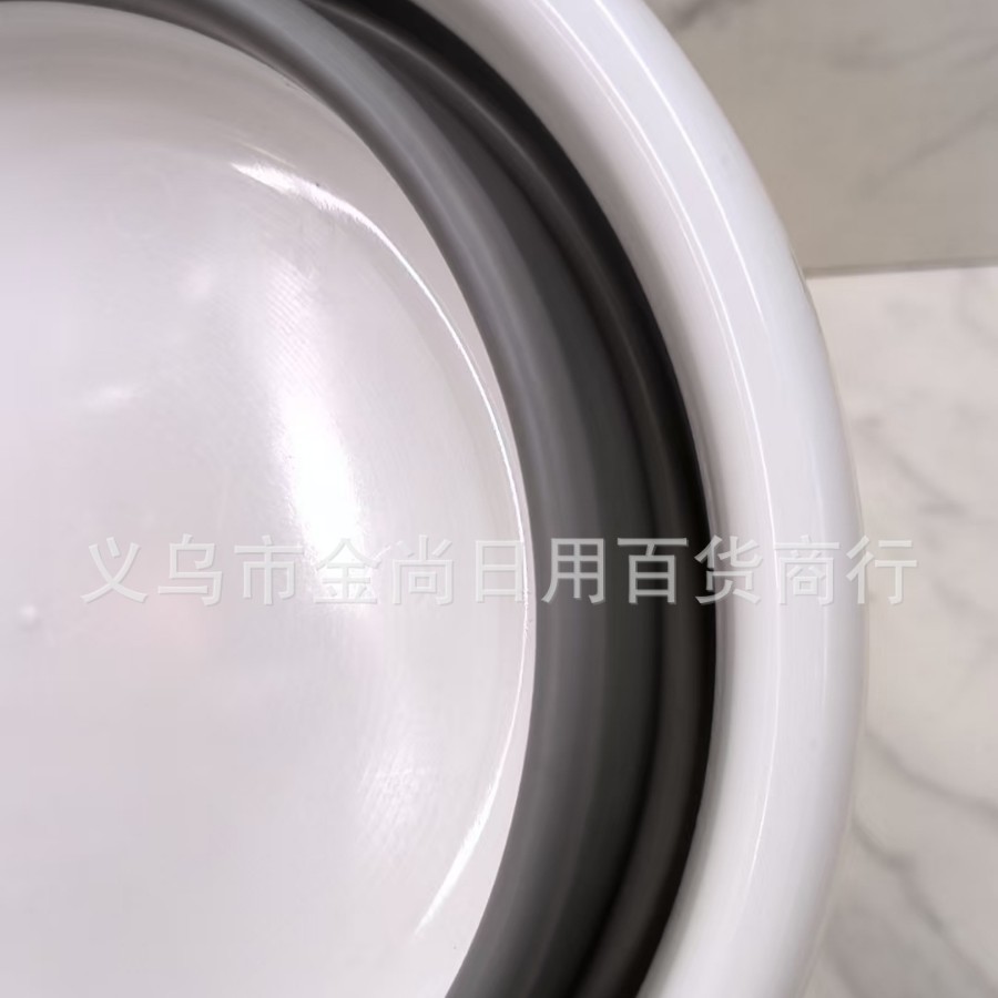 Foldable washbasin for dormitories, portable outdoor travel, silicone telescopic washbasin for students, household laundry Application Scenario