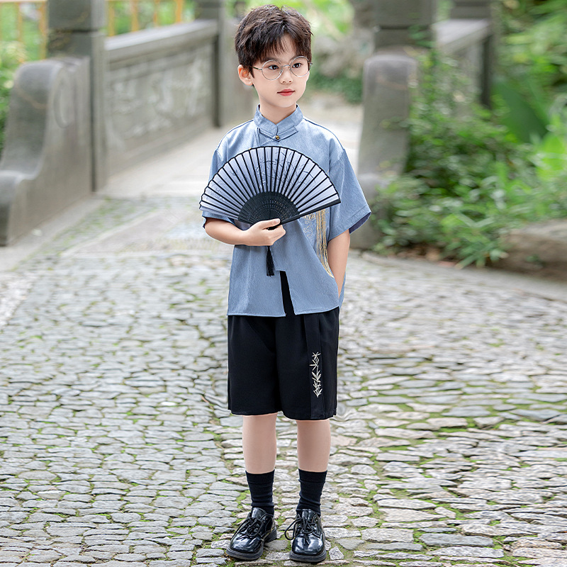 National trend boys' Hanfu set, national style embroidered magua vest, new Chinese-style children's hosting performance costume, flower boy's first birthday dress details Picture