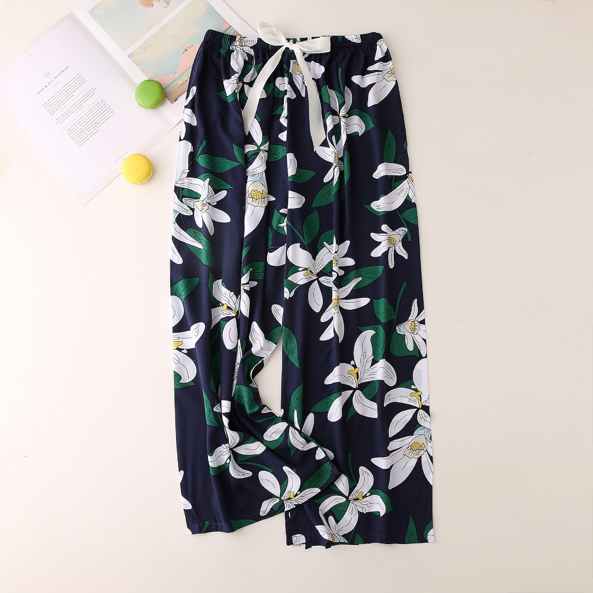 Summer new cotton and silk pajama pants for women, thin, large-sized, loose, foreign trade long pants, wide-leg pants. Pregnant women can wear single pants as outerwear Application Scenario