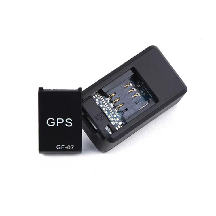 外贸GF07/老人儿童防丢/GPS追踪器白底实物图