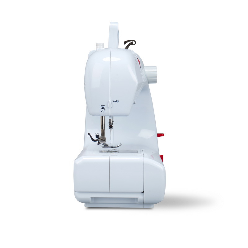 HOT Portable 702 LCD screen microcomputer lockstitch and buttonhole thickening 30-stitch household electric sewing machine Application Scenario