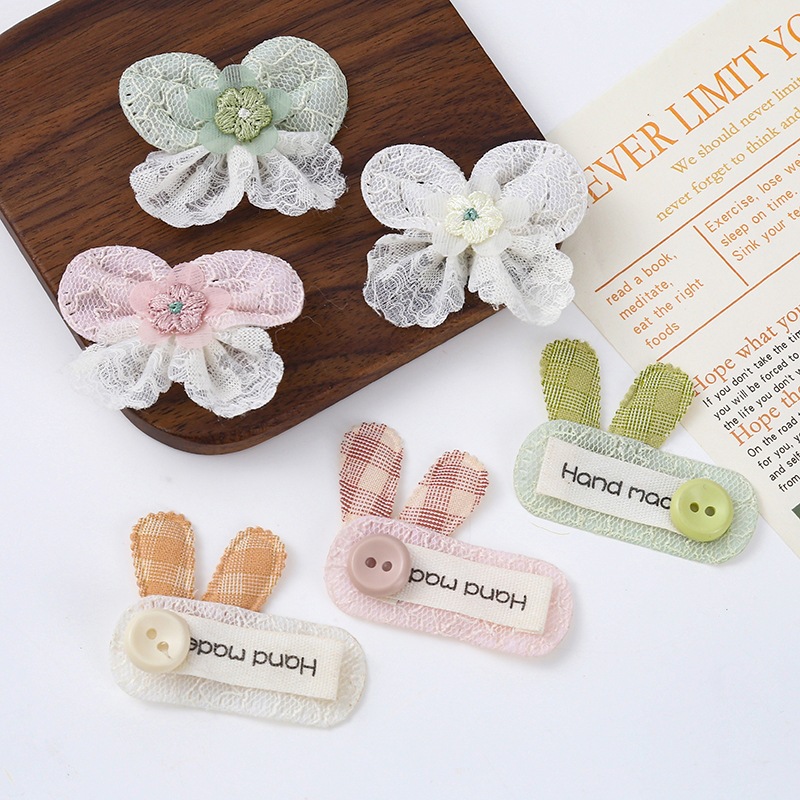 文艺卡通小清新服饰配件花朵兔耳朵服装毛衣箱包胸章贴发夹饰品