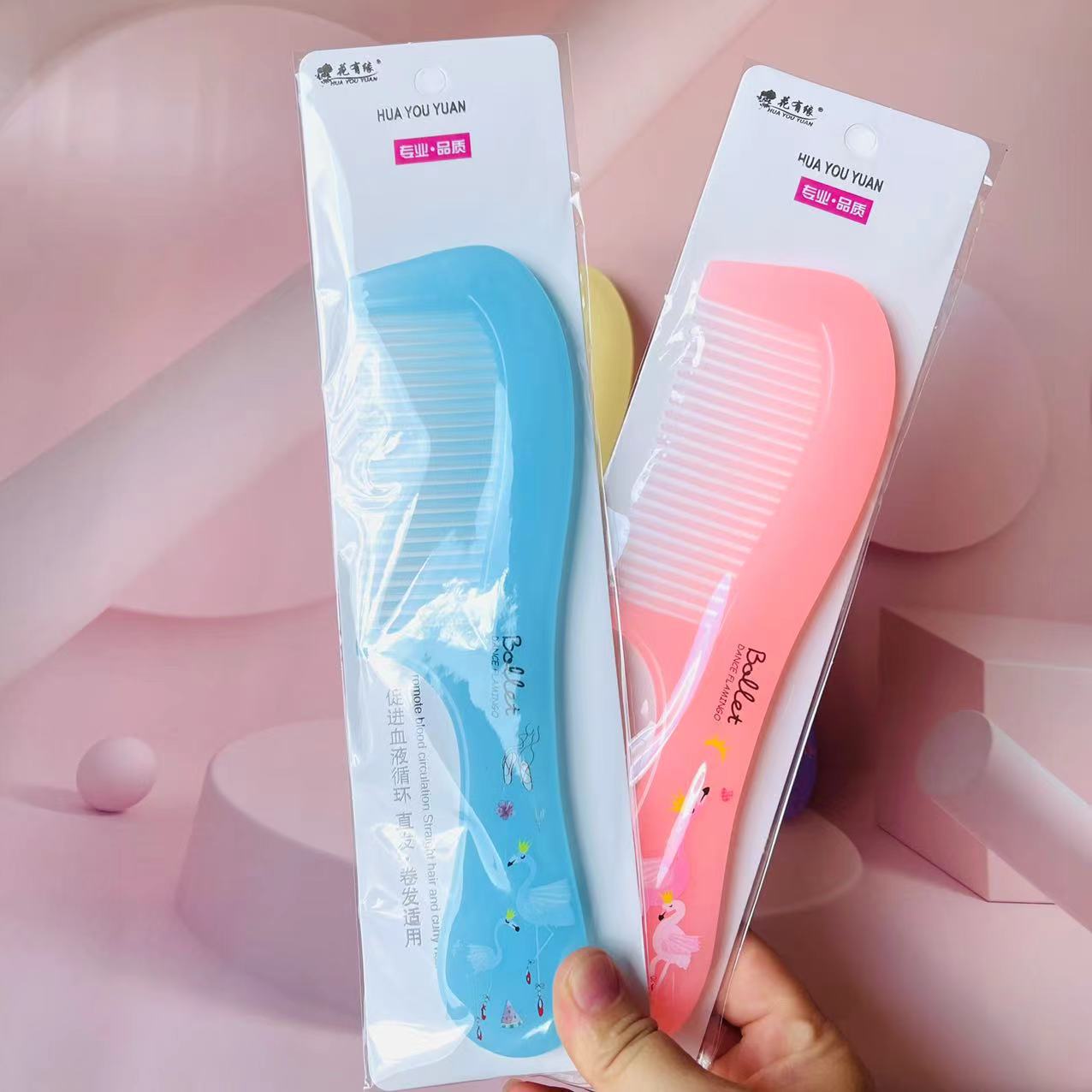 【 Zone 3-11 】1052-01 Comb 20/ Pack, 800 cases, 1052-01 Cartoon Comb, Hairdressing Comb, Household Women's Anti-static Close-toothed Comb, Styling Comb, 1 yuan supply Application Scenario