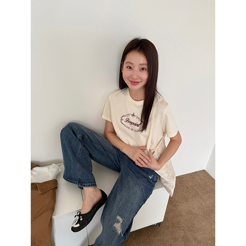 女式T恤实物图