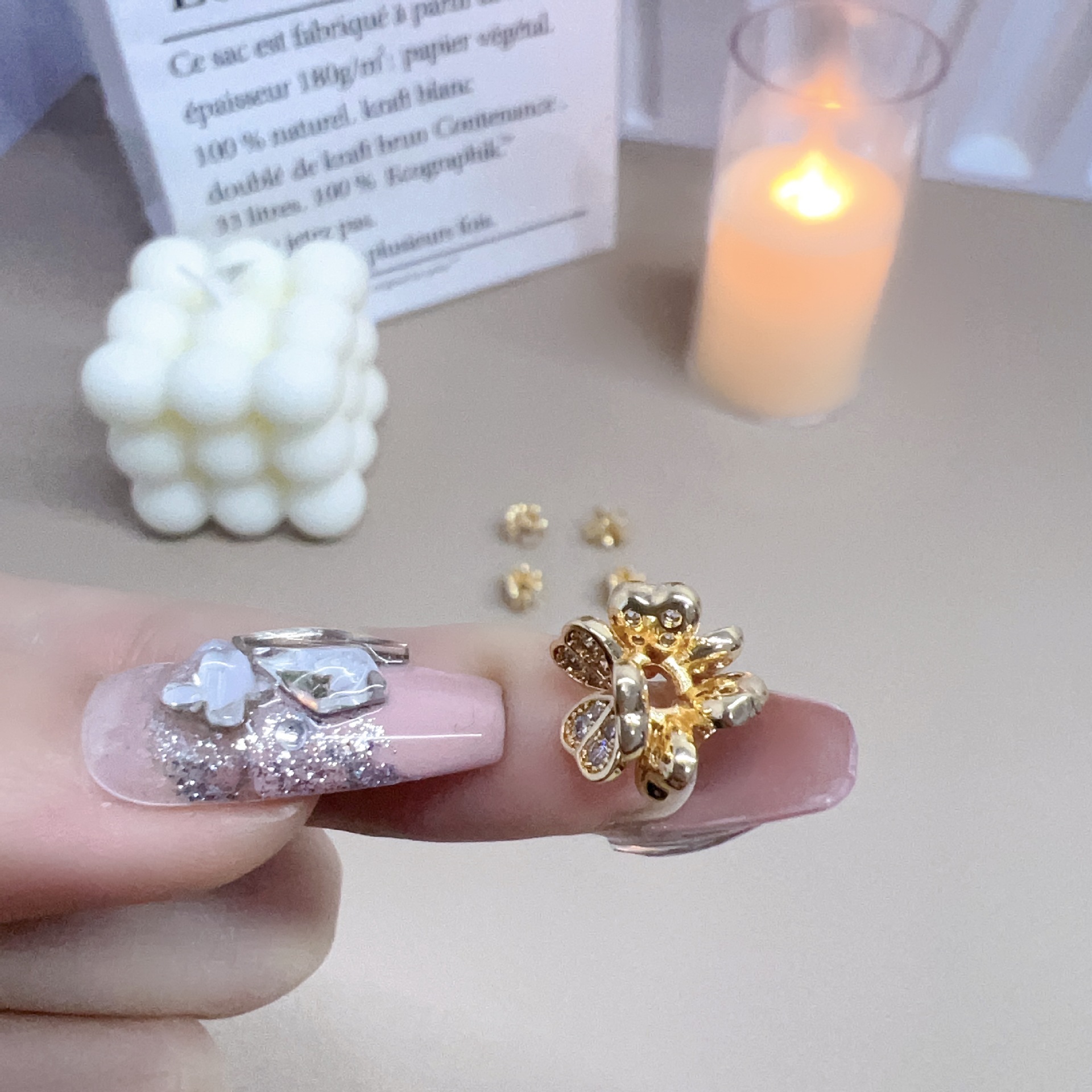 Micro-inlaid zircon spacer flower stand pearl necklace petal spacer pearl accessory DIY new handcrafted accessory Application Scenario