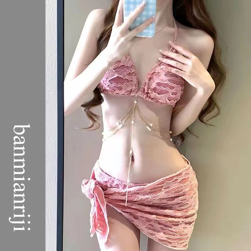 比基尼泳衣女分体三件套挂脖露背显瘦小胸聚拢性感泡温泉