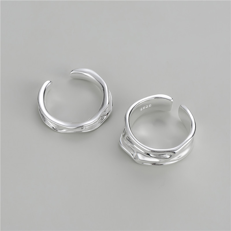 925 silver Korean version texture streamlined irregular stream texture ring, INS style simple, fashionable and individual blogger ring Application Scenario