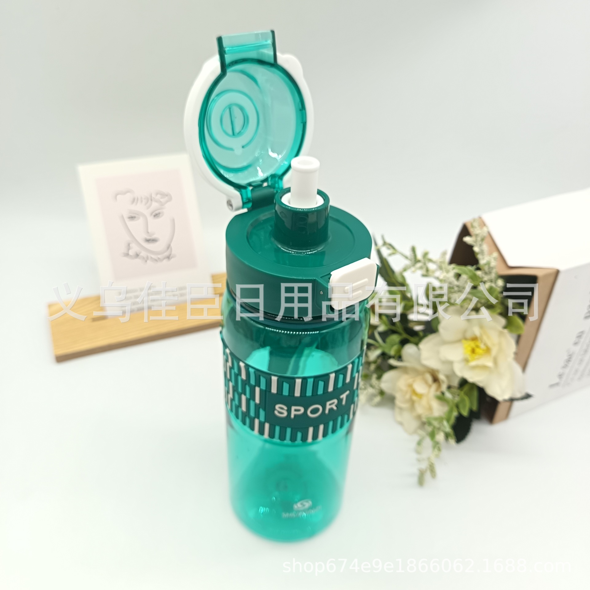 Cross-border best-selling space cup, high appearance level, large capacity, portable for students and office workers, sports water bottle Application Scenario