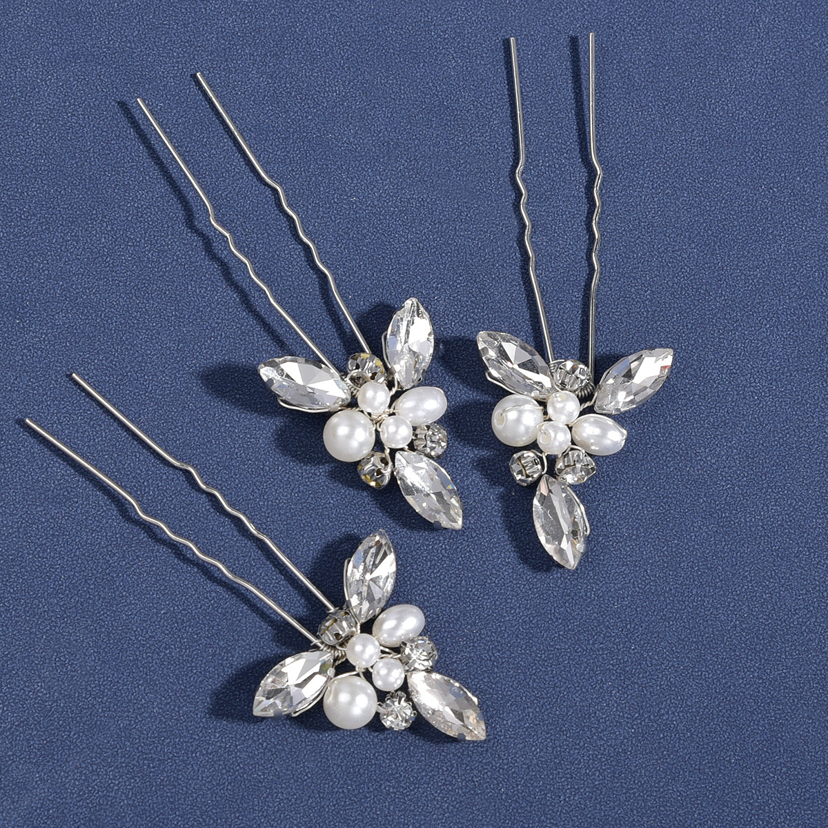 وهناك ثلاثة أزواج من الدبابيس ذات الشعر شعشعر شعر شعري، دبوس شعر مرؤلؤية details Picture