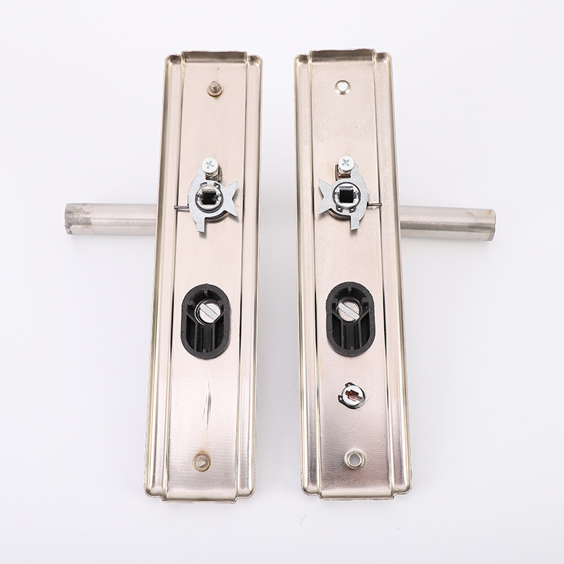 Wholesale Lock Door Universal Security Door Handle Door Lock Handle Solid Thick Handle Iron Door Handle Application Scenario