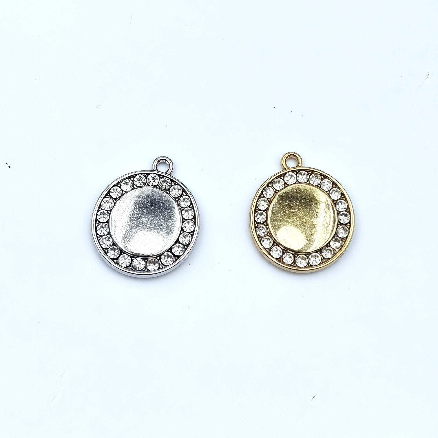 跨境DIY合金饰品创意圆形单吊镶钻配件项链手链吊坠挂件配饰批发白底实物图