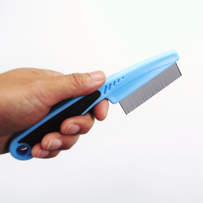 Pet combs, dog hair removal combs, cat brushes, stainless steel flea removal combs, pet cleaning and beauty products Application Scenario