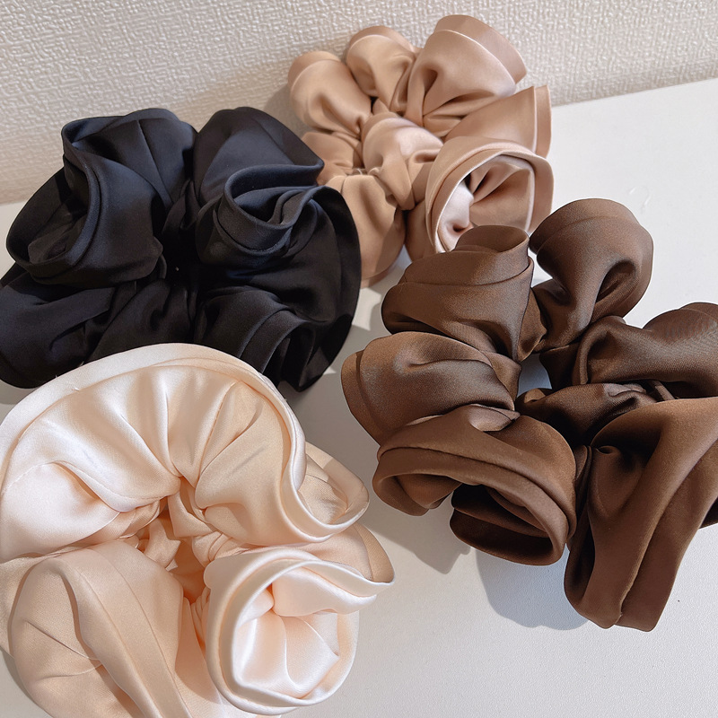 Korean Advanced Sense Of Solid Color Cloth Art French Fat Sausage Ring Retro Simple Female Hair Band Network Red Temperament Hair Band Headdress Application Scenario