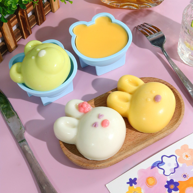 diy baking molds, individual little pig and rabbit cake molds, baby food molds, cross-border exclusive supply Specification image