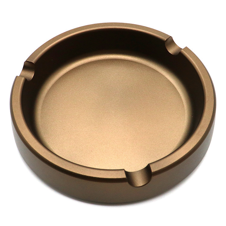 Aluminum alloy Ashtray with an inner diameter of 85mm and a frosted metal ashtray accessory Application Scenario