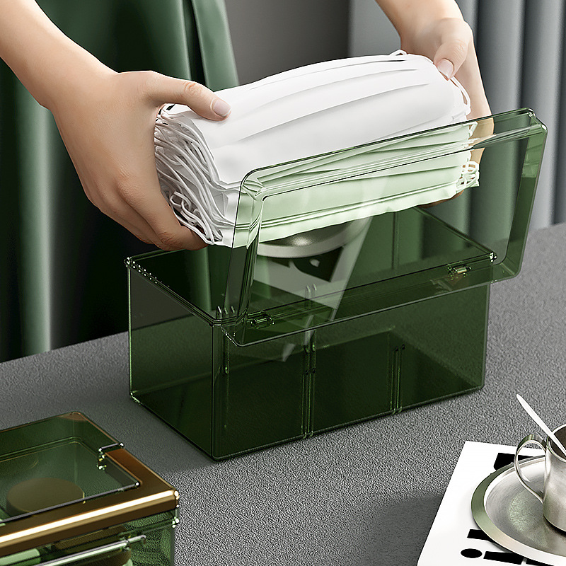 Mask storage box, transparent medicine box, family size, student dormitory portable medicine box, home first aid kit Application Scenario