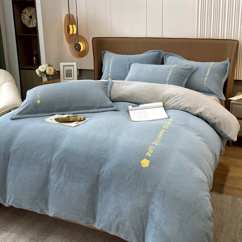 Add Velvet And Thick Magic Velvet Four-Piece Crystal Velvet Warm Bed Sheet Double-Sided Velvet Bed Cover Solid Color 1.8M Milk Velvet details Picture