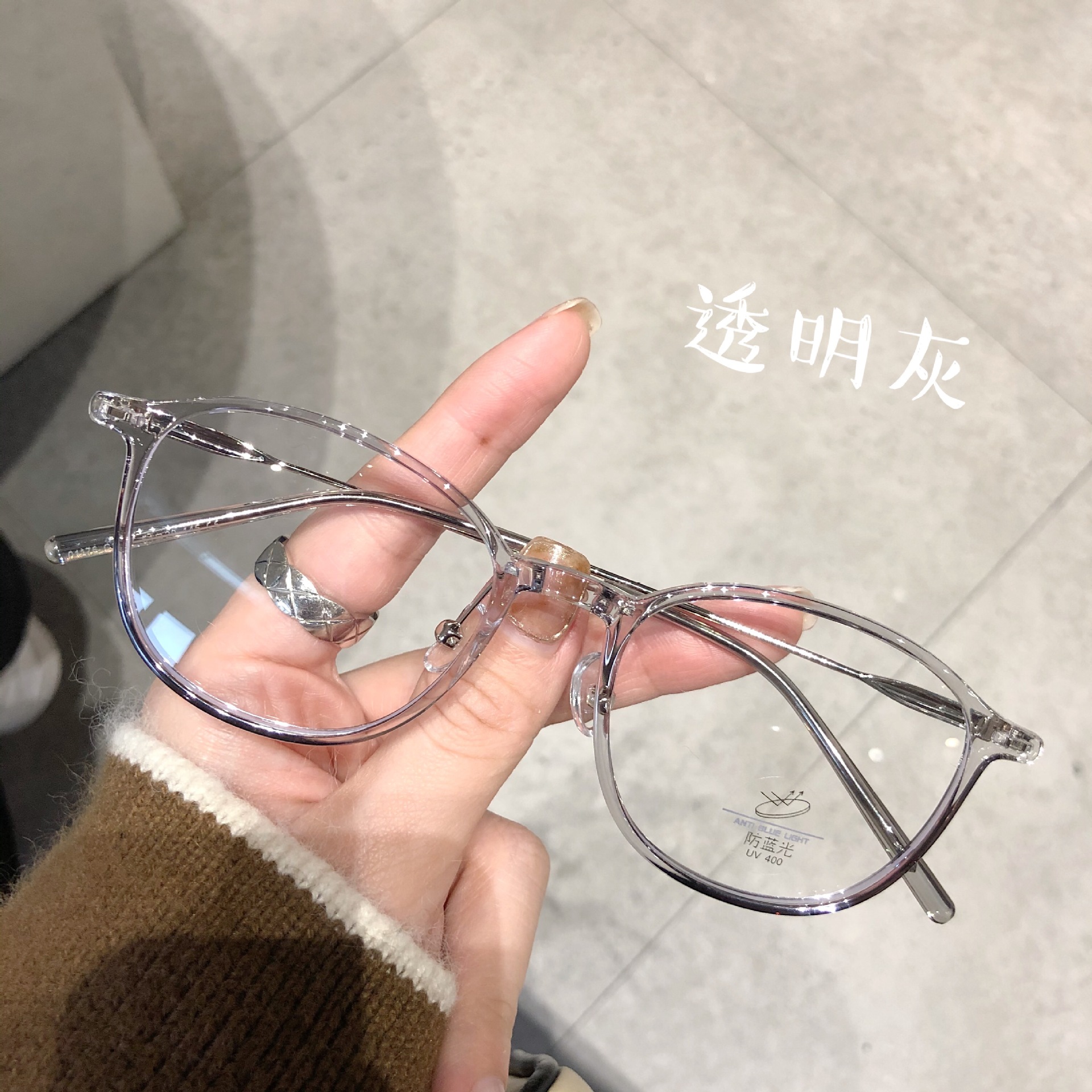 Olive green artistic myopia glasses for women can be equipped with a Korean-style trendy natural face student ultra-light glasses frame Item Picture