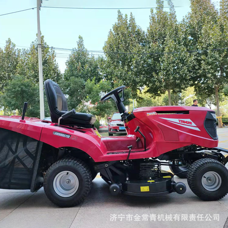Cortacésped montado cortador de césped de conducción de campo 30 "50" cortacésped de gasolina montado coche de césped Application Scenario