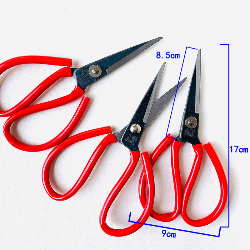 【 Zone 2-8 】 No. 2 Red Scissors 100 yuan per box 400 yuan per piece No. 2 Red Scissors Civilian scissors Household Scissors King Paper-cutting Tailor Large Leather Scissors wholesale 2 yuan details Picture