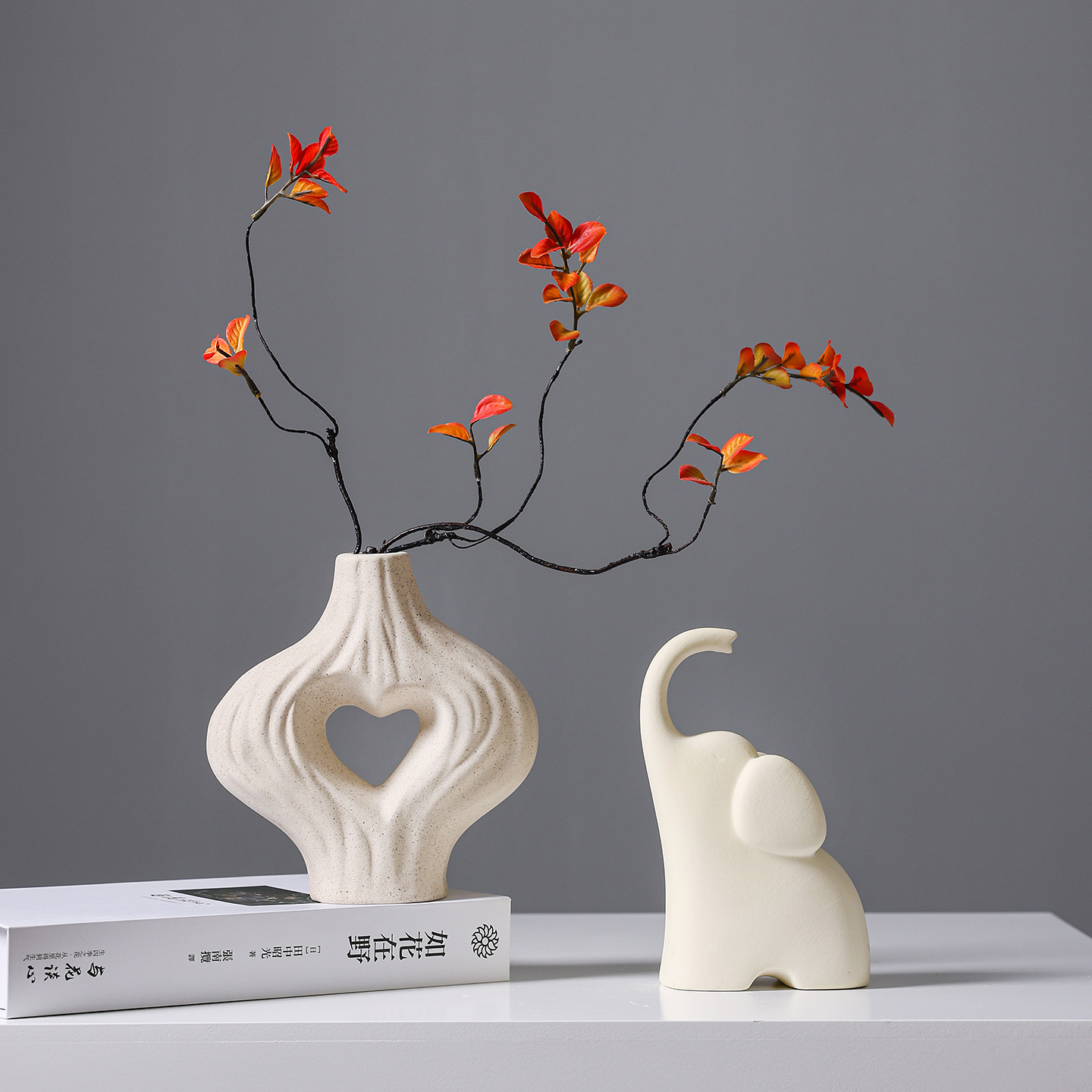 2025 Nordic Ins-style ceramic vase, living room decoration, retro homestay table, flower arrangement, dried flowers, water-grown fresh flowers, decorative ceramic vase, home decoration vase details Picture
