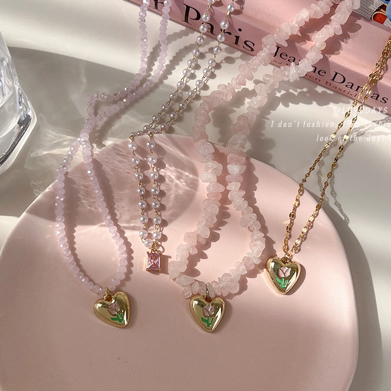 Pink square diamond tulip heart-shaped pearl necklace with a high-end feminine touch, a niche collarbone chain, sweet and cool, and a layered neck chain for a hot girl