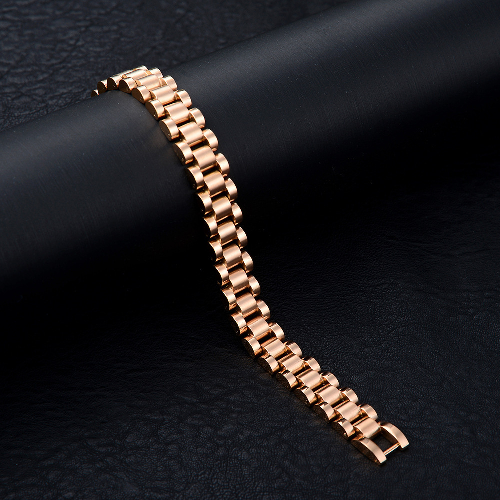 European and American curved brand watch strap, titanium steel bracelet, couple fashion trend, stainless steel men's watch bracelet, adjustable bracelet details Picture