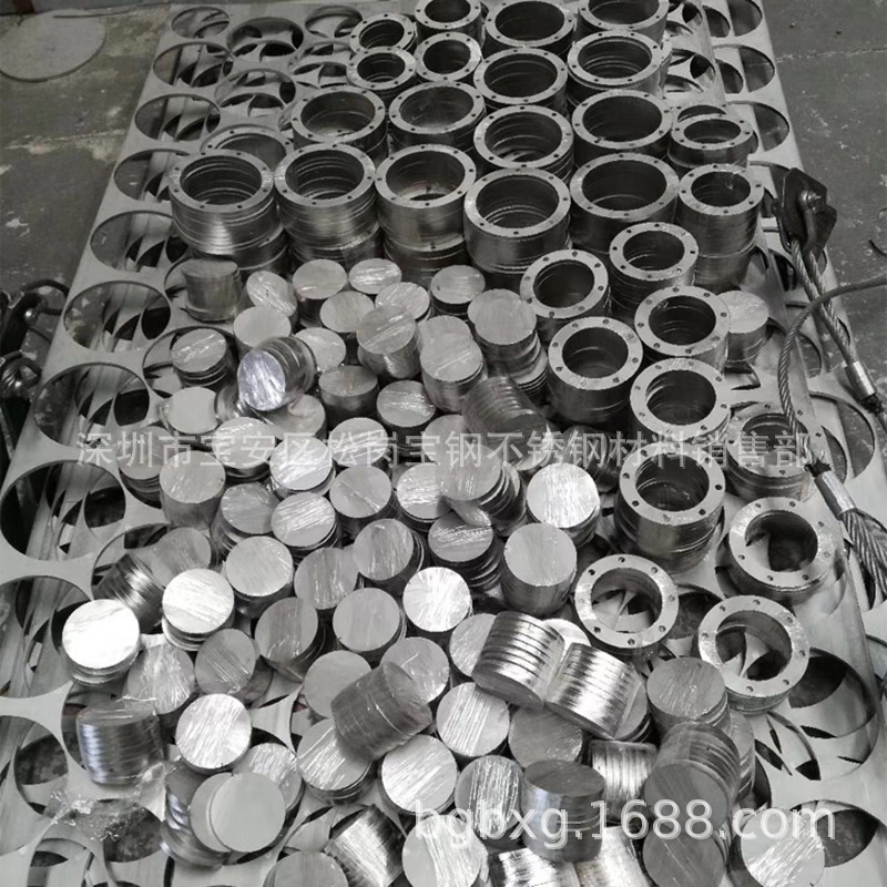 304 316L Stainless Steel Plate 310S Stainless Steel Plate Laser Cutting Sheet Metal Engraving Round Plate Round Plate Ring With Holes
