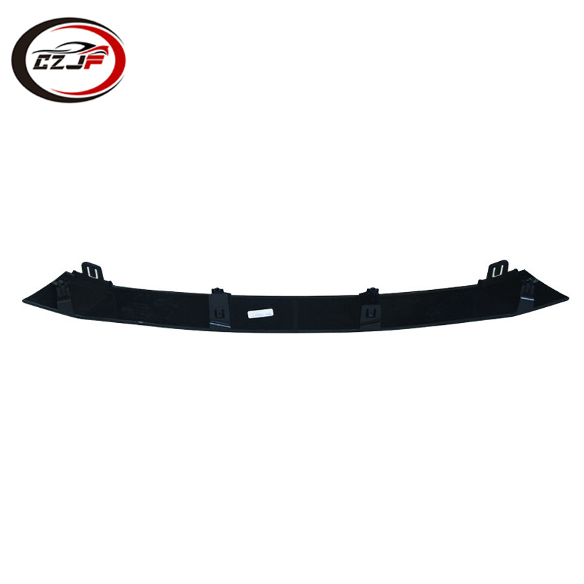Applicable to 2020-23 Toyota Corolla SE XSE front grille decoration 5314102180 Application Scenario