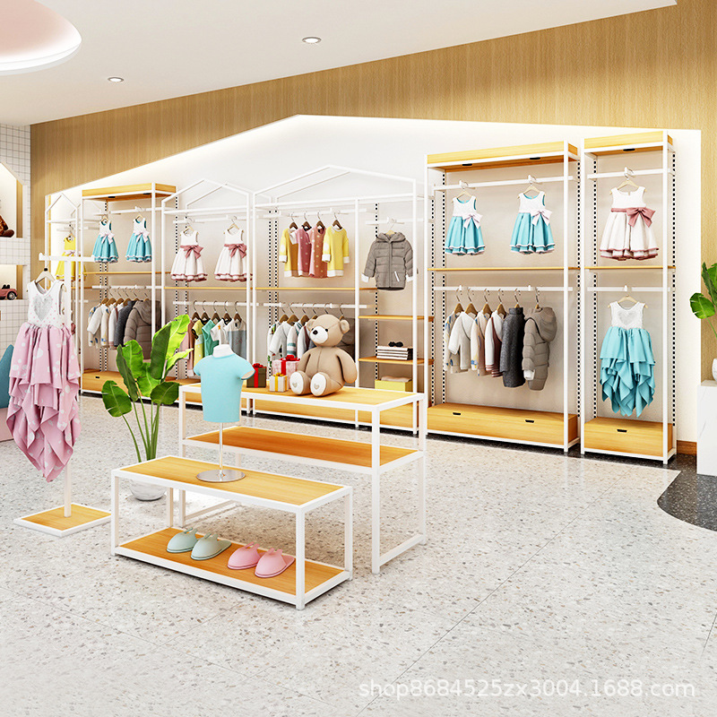 儿童服装店展细节图