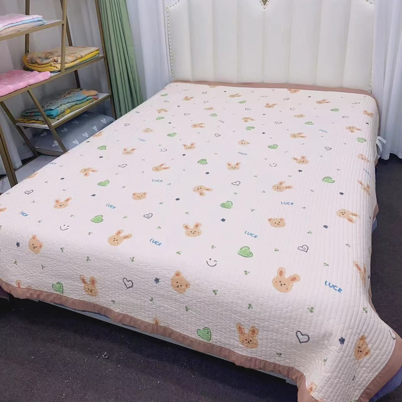 Class A Skin Friendly Three Layer Quilted Cotton Quilted Bed Cover Washing Machine Wash Not Easy To Fade Washed Cotton Tatami Bed Cover Specification drawing