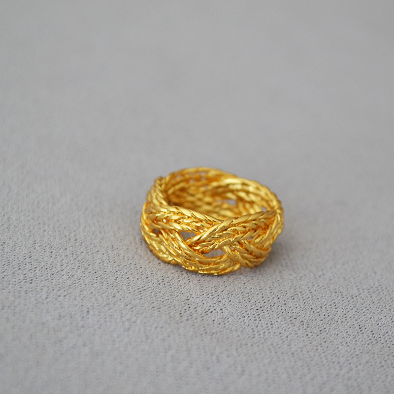 European and American niche fashion, individual and trendy retro brass gold-plated hollowed-out twist woven ring index finger ring, cool and trendy girls Specification image