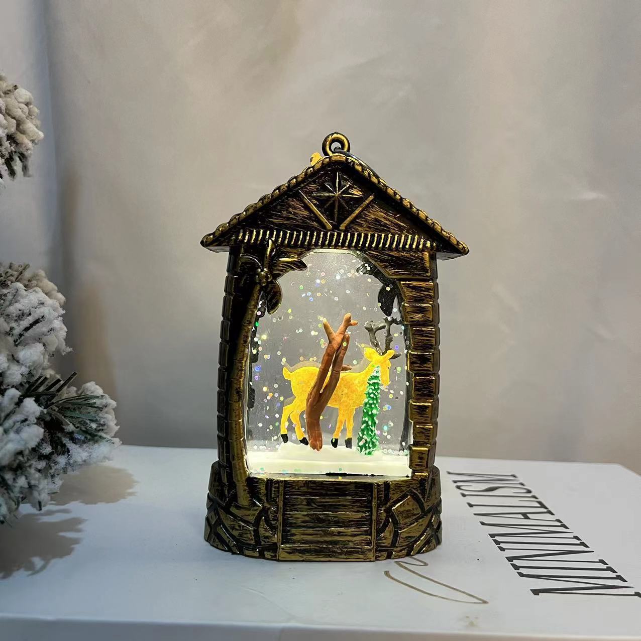 Christmas New Grass House Waterflood Light Led Light Creative Desktop Decoration Christmas Decorations Application Scenario