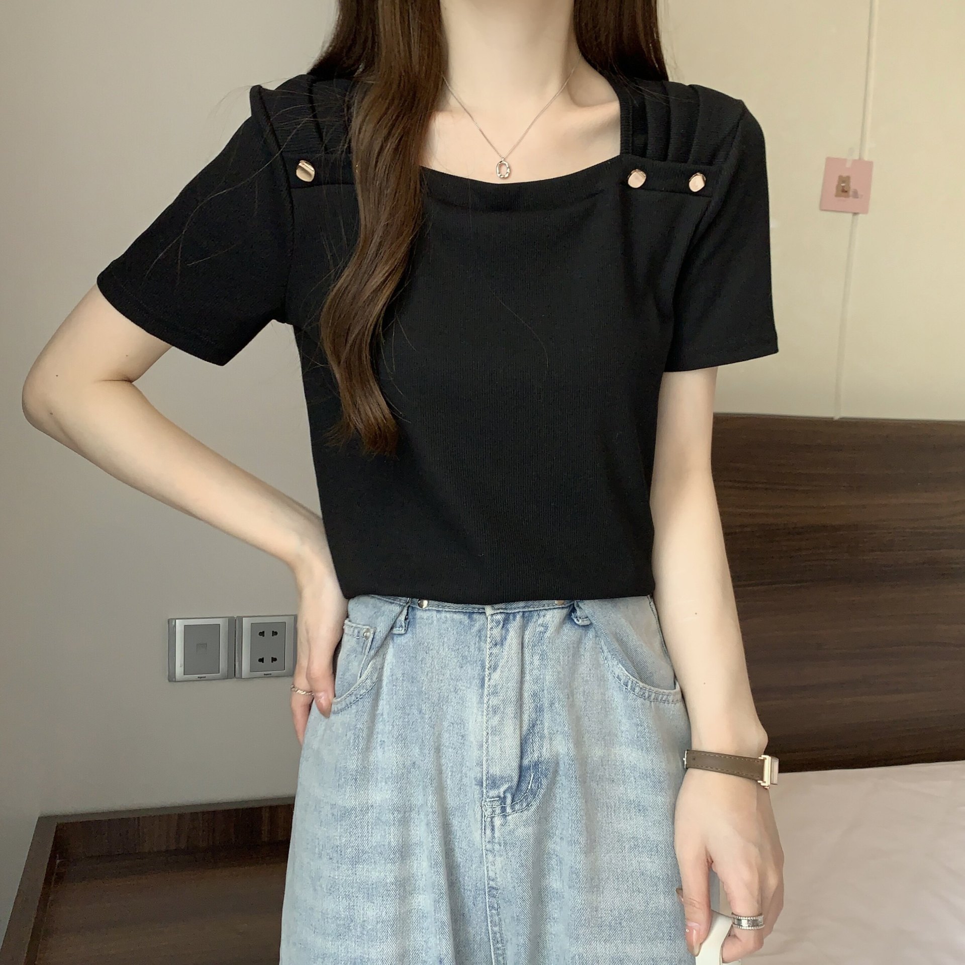 方领正肩短袖t恤女2026年夏季显瘦宽松设计感欧货短袖上衣A11743详情19