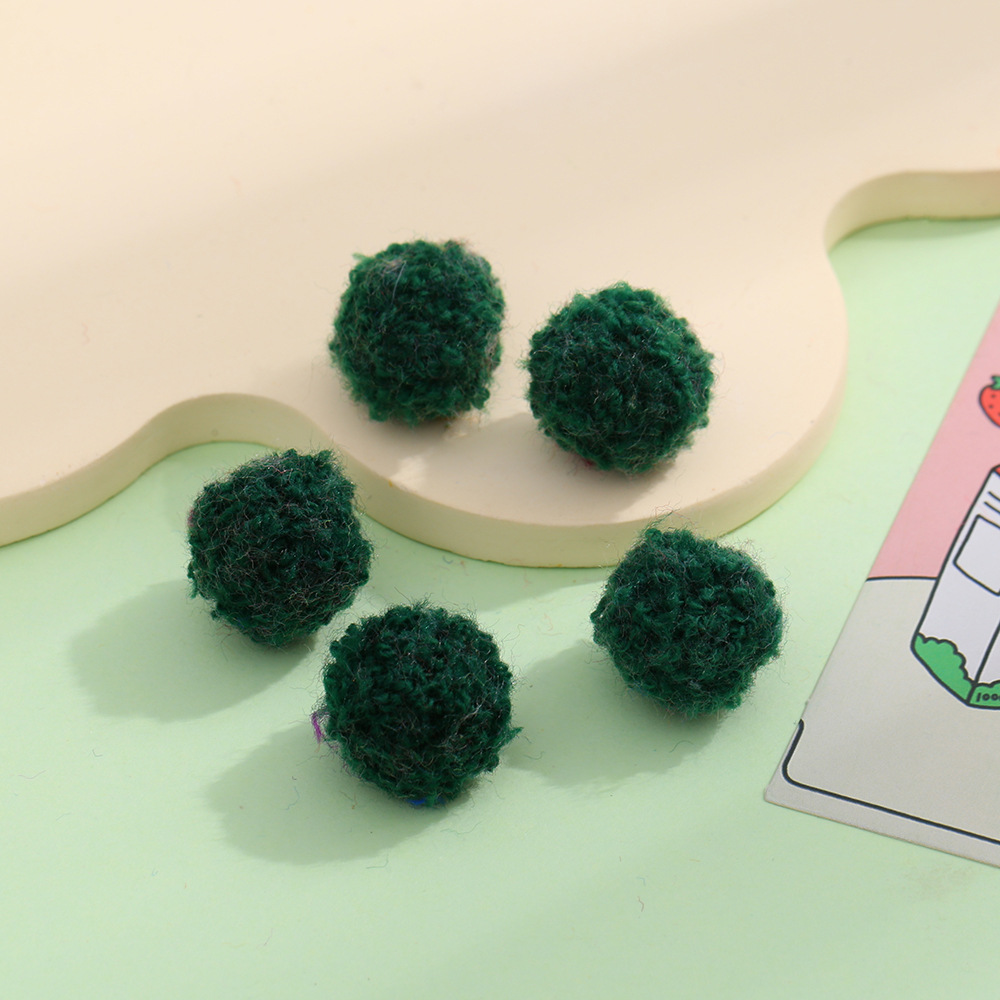 现货彩色羊羔毛绒球仿泰迪毛球 diy装饰挂件饰品配件服装辅料批发详情17