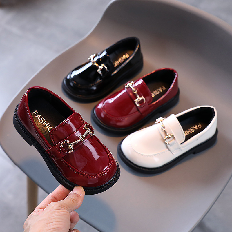 New Spring/Autumn 2024 British-style girls' leather shoes and casual black performance shoes for children
