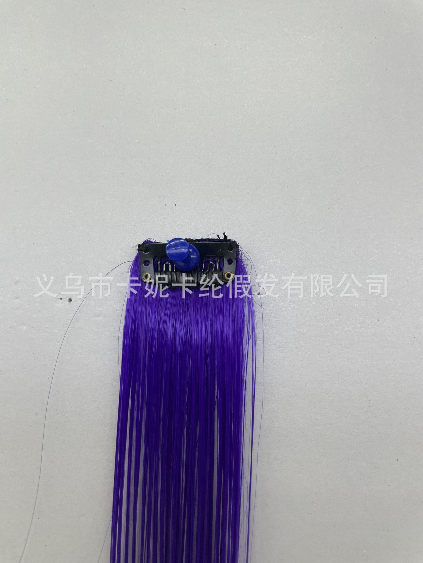 New popular ear-hanging hair extensions, women's one-piece seamless hair extensions, blue ear-hanging hair extensions Application Scenario