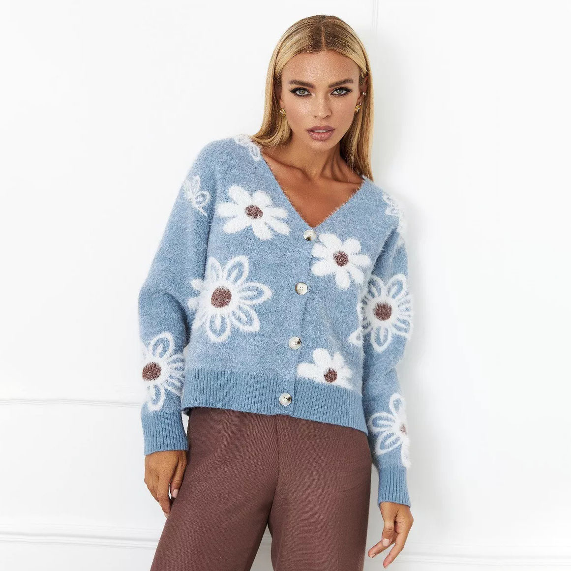 Amazon cross-border European and American short floral knitted cardigan autumn new V-neck mink velvet jacquard sweater women's coat full figure