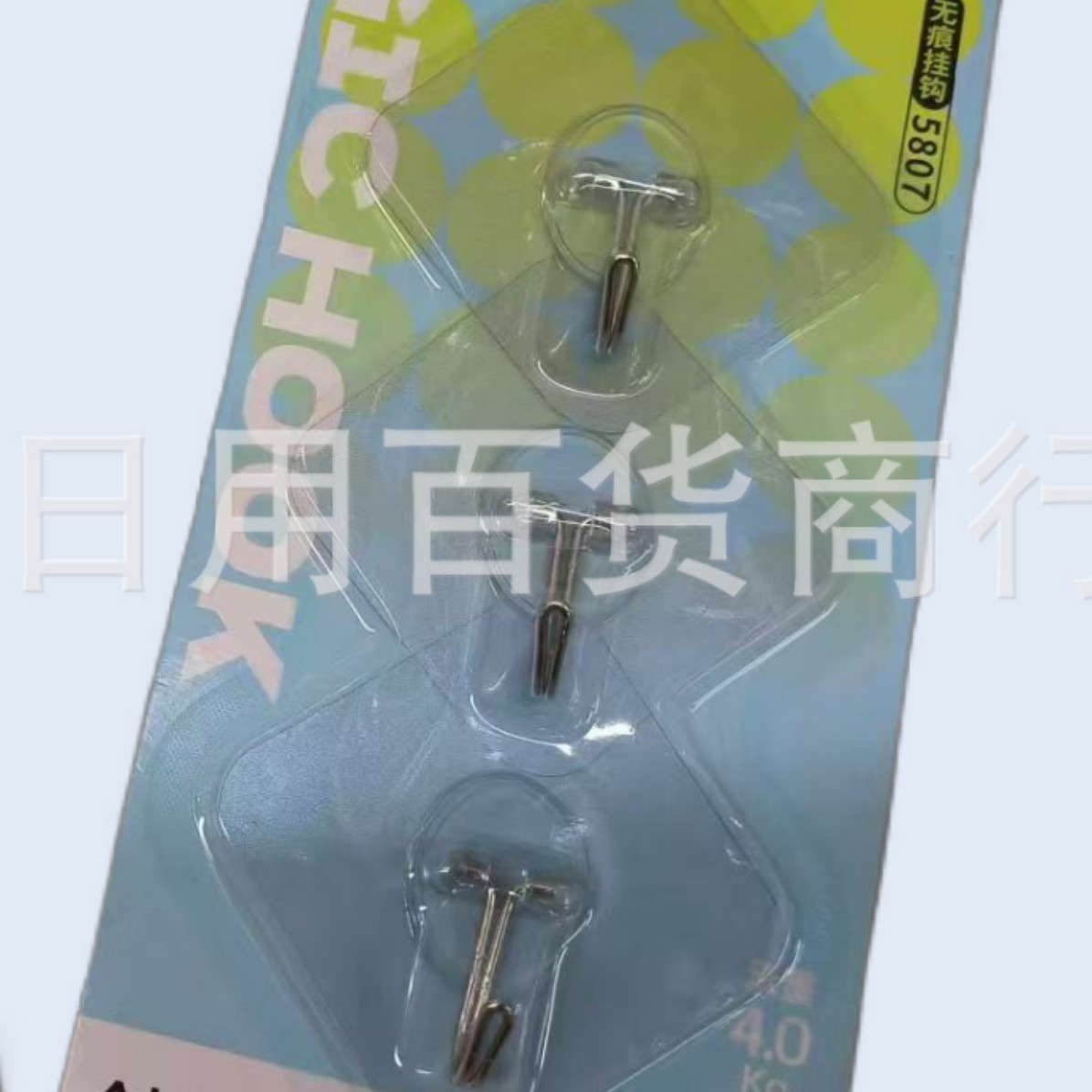 Waterproof adhesive hook, seamless, strong nail-free integrated hook, rust-free square adhesive hook, small hook for kitchen and bathroom Application Scenario