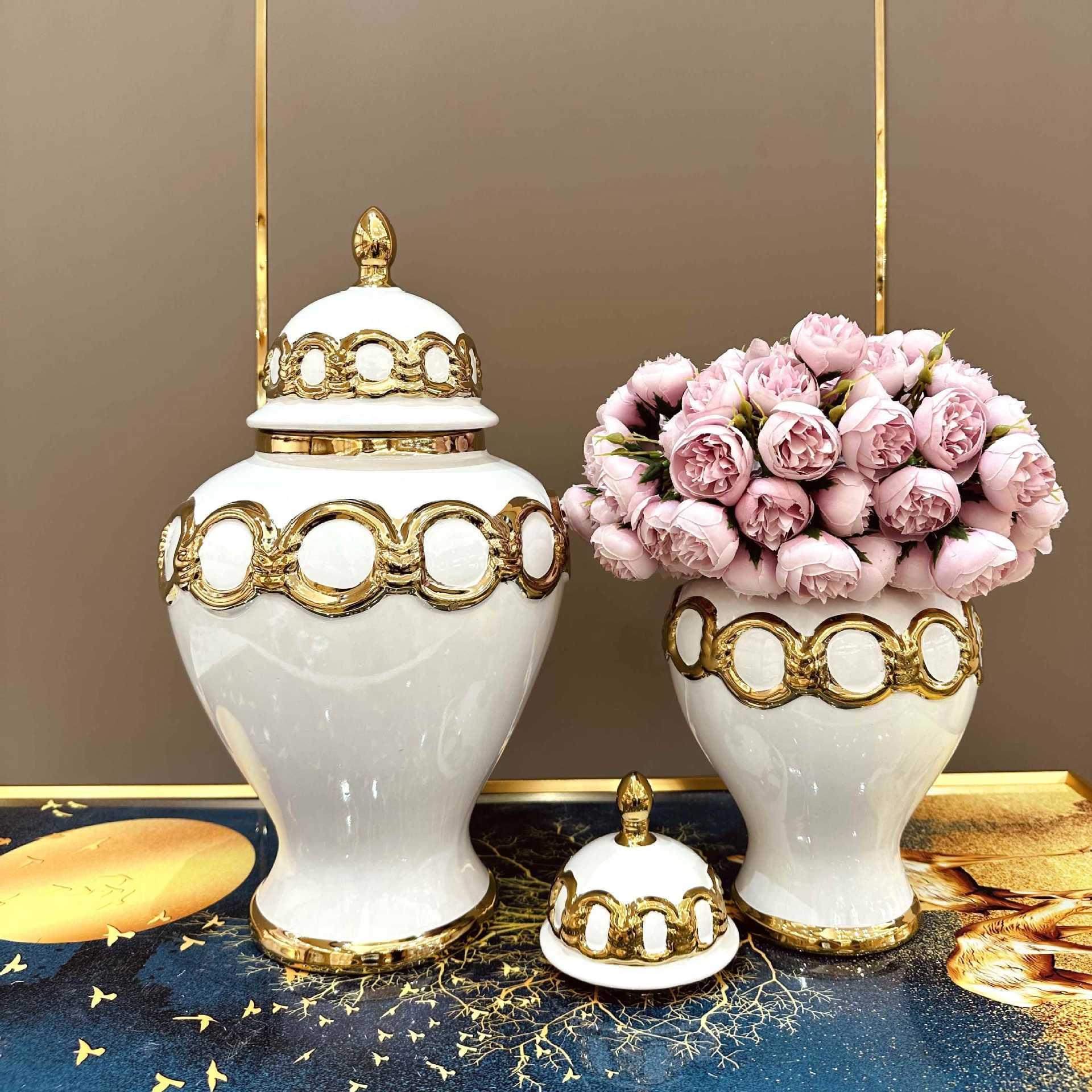 Storage tank soft decoration ceramic light luxury electroplating general tank European flower vase handicrafts decoration porch Application Scenario