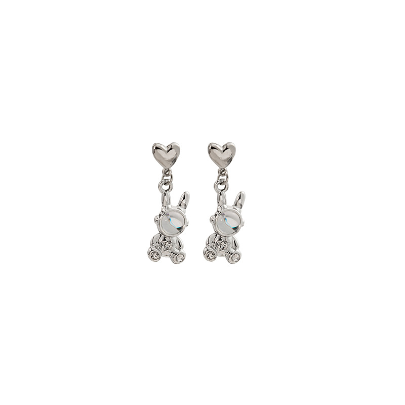 Silver needle Zircon moon Astronaut stud earrings, cute moonstone stud earrings in Japanese and Korean style, personalized and fun earrings for women Item Picture