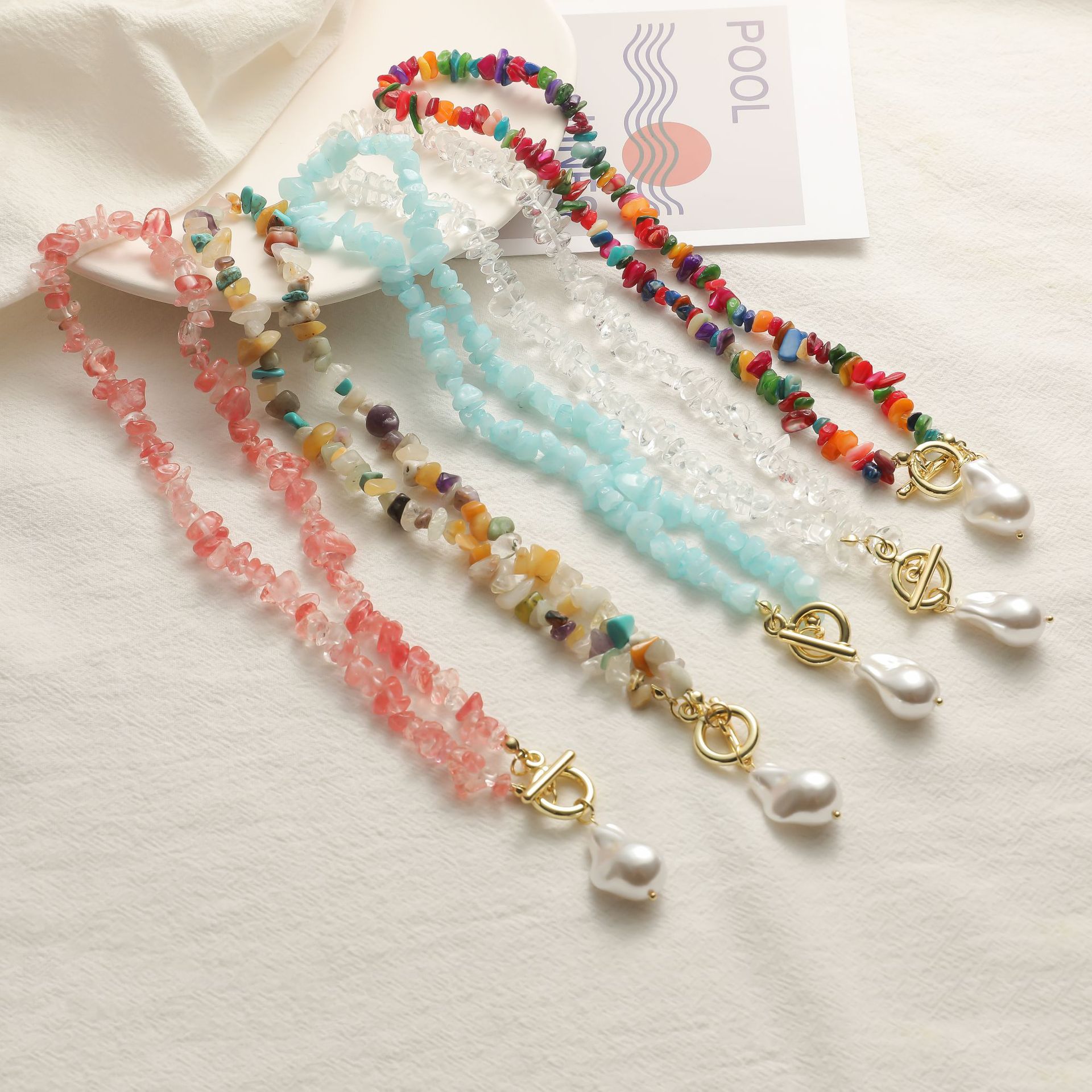 Summer cross-border explosive colorful transparent stone beaded necklace female personality simple pearl clavicle chain bracelet set details Picture